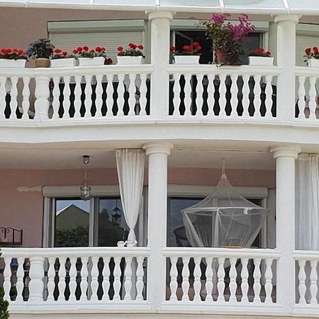 Sunny House Apartman Сегед Экстерьер фото
