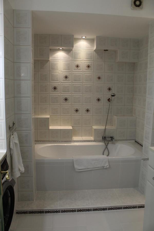 Sunny House Apartman Сегед Экстерьер фото