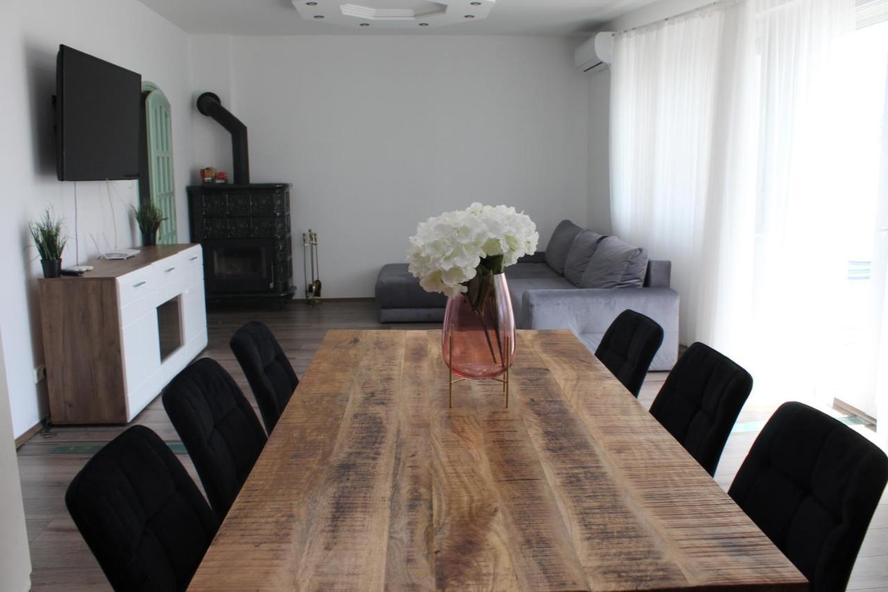 Sunny House Apartman Сегед Экстерьер фото