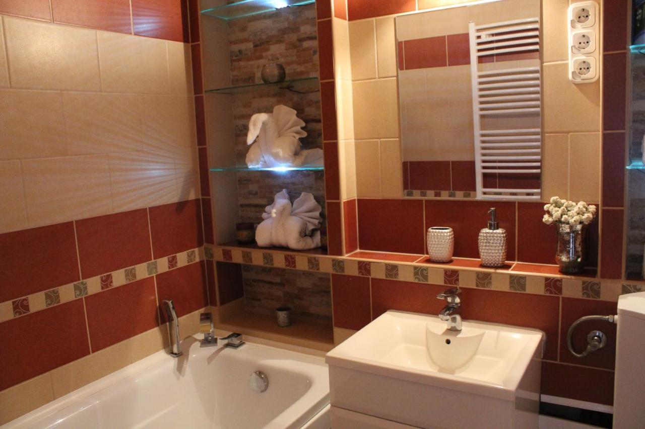 Sunny House Apartman Сегед Экстерьер фото