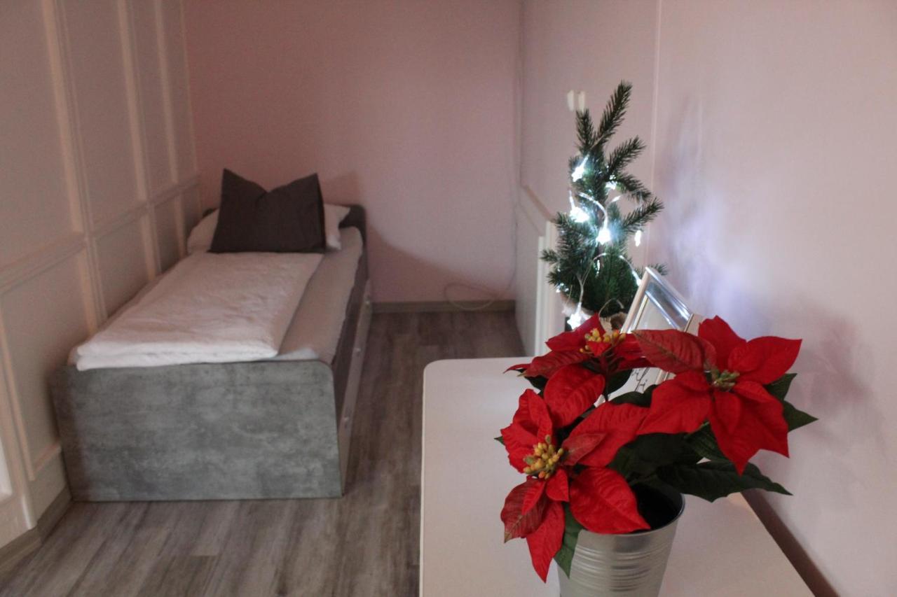 Sunny House Apartman Сегед Экстерьер фото